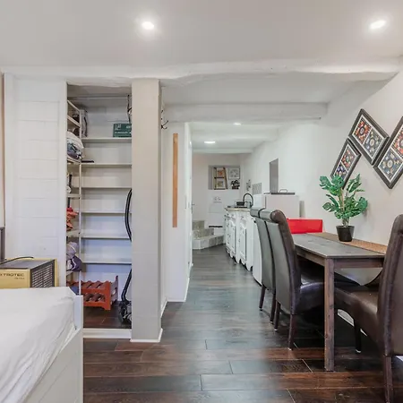 Holiday home Maison Vue Frejus